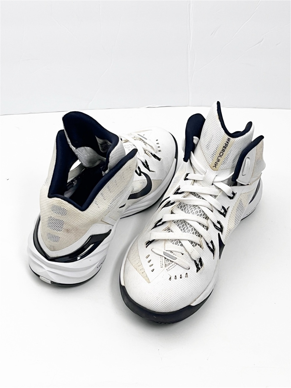 NIKE Hyperdunk 653484-100 Black Off White Mid-Top Lace Up Sneakers Women’s 9.5